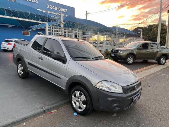 FIAT STRADA 1.4 MPI FREEDOM CD 8V FLEX 3P MANUAL